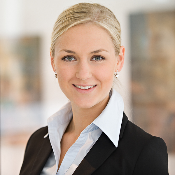 Businessportrait und Bewerbungsfoto in Bremen Bewerbungsfoto einer jungen Frau